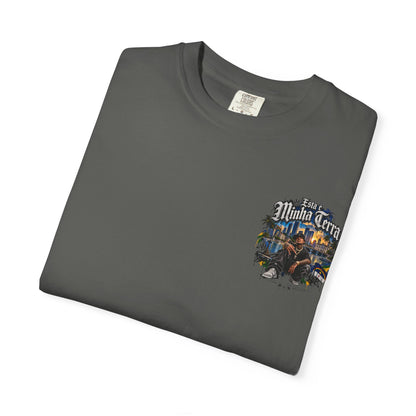 Graphic T-Shirt — "Esta é Minha Terra" Urban Cityscape Design